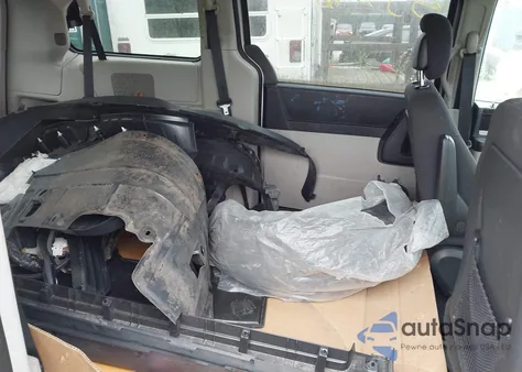 2010 Dodge Grand Caravan Sxt from USA, damaged, VIN 2D4RN5D14AR349004